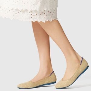 Rothy's The Flat Sahara Gold Giraffe Retired Print Size: 5.5